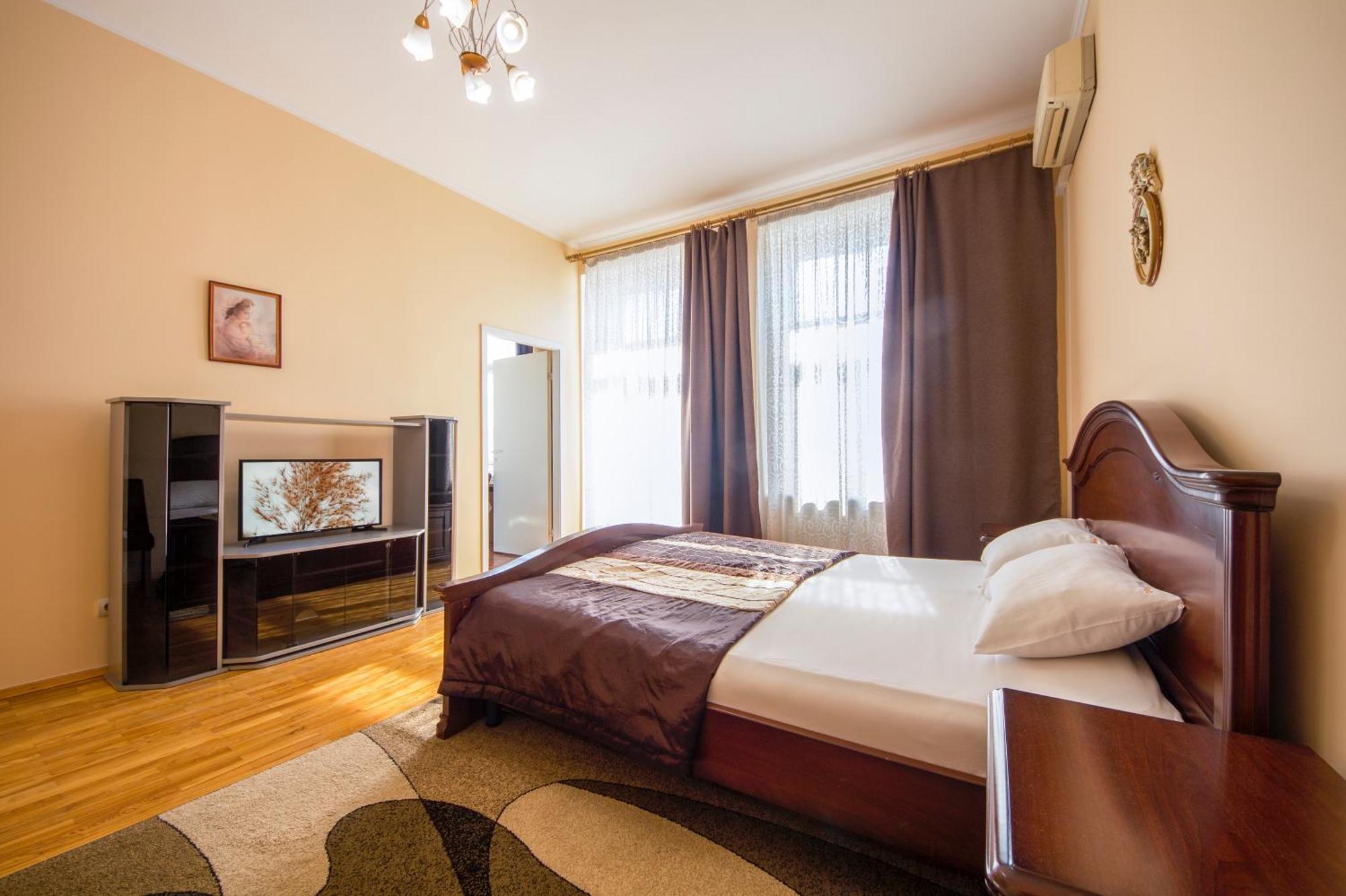 Central Apartments Київ Екстер'єр фото